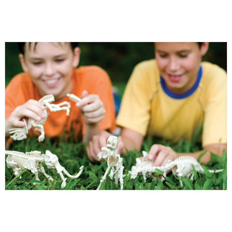 4M - KidzLabs Dig a Velociraptor Skeleton Excavation Kit - Grey