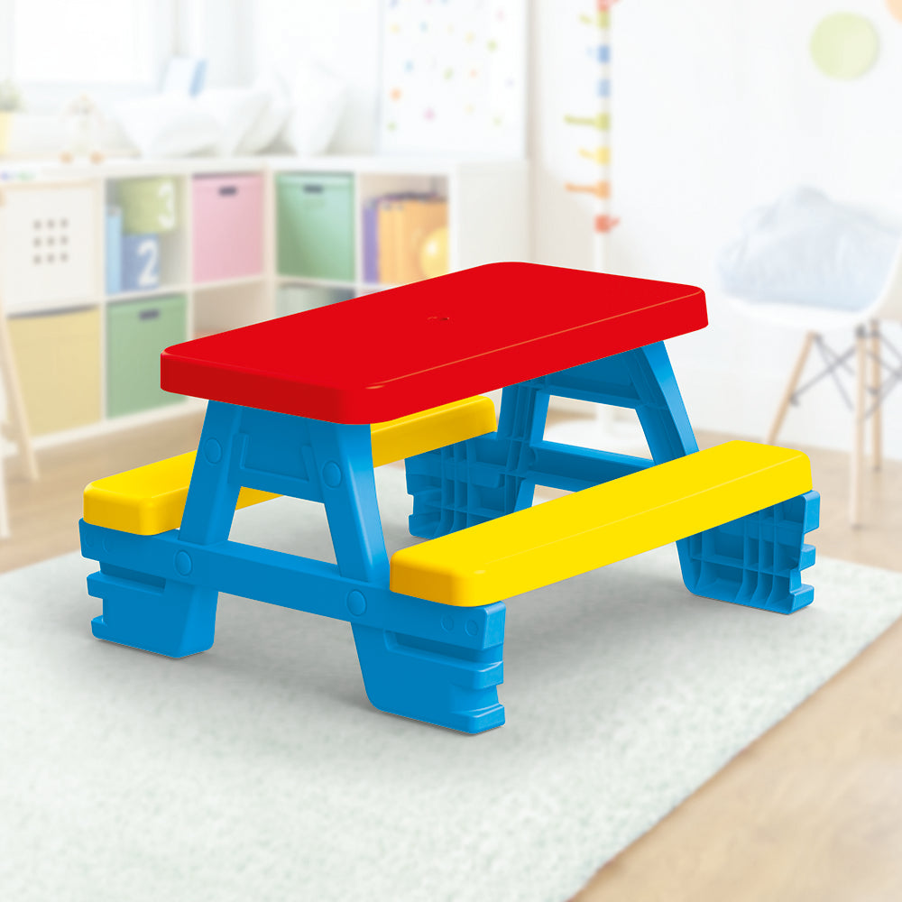 Dolu Picnic Table For The Set of 4