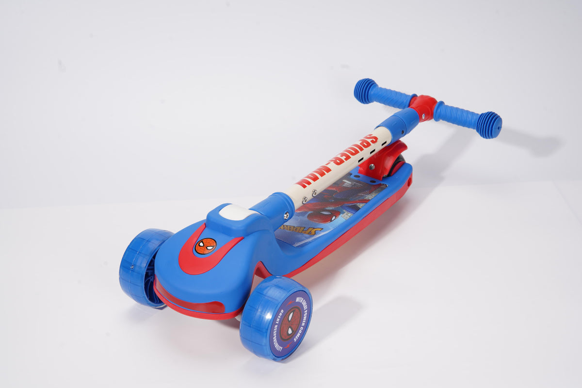 Marvel Spideman Foldable Twist Scooter
