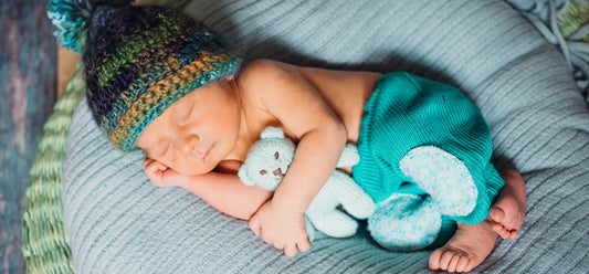 How Much Should Baby Sleep in the First Days?