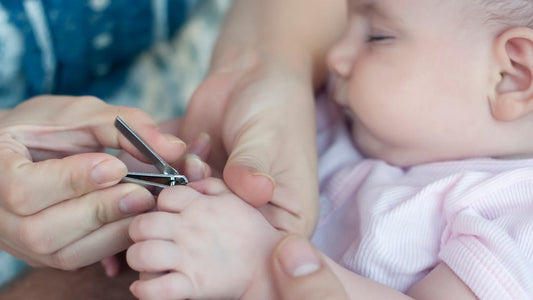 How to Cut Newborn Nails?