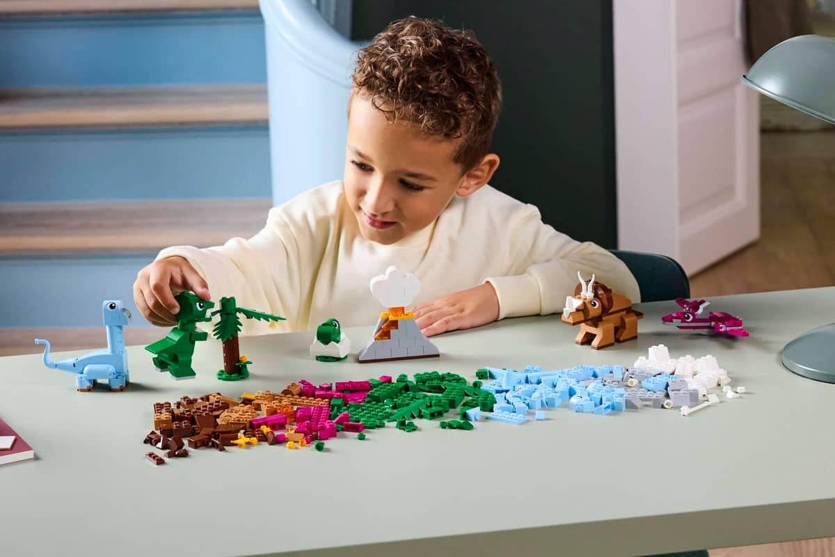 LEGO - Classic Creative Dinosaurs - 450 Pieces