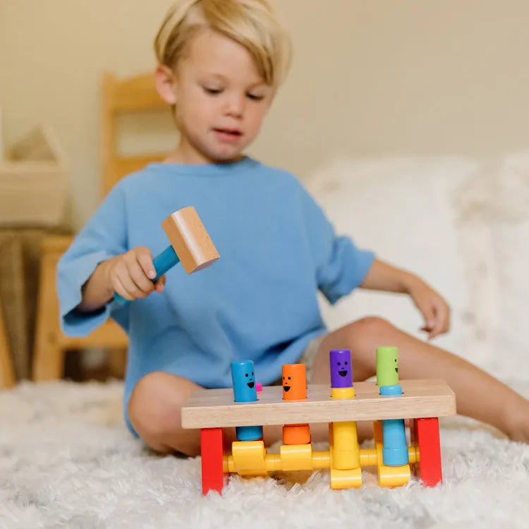 لعبة مقعد ومطرقة ديلوكس من Melissa & Doug
