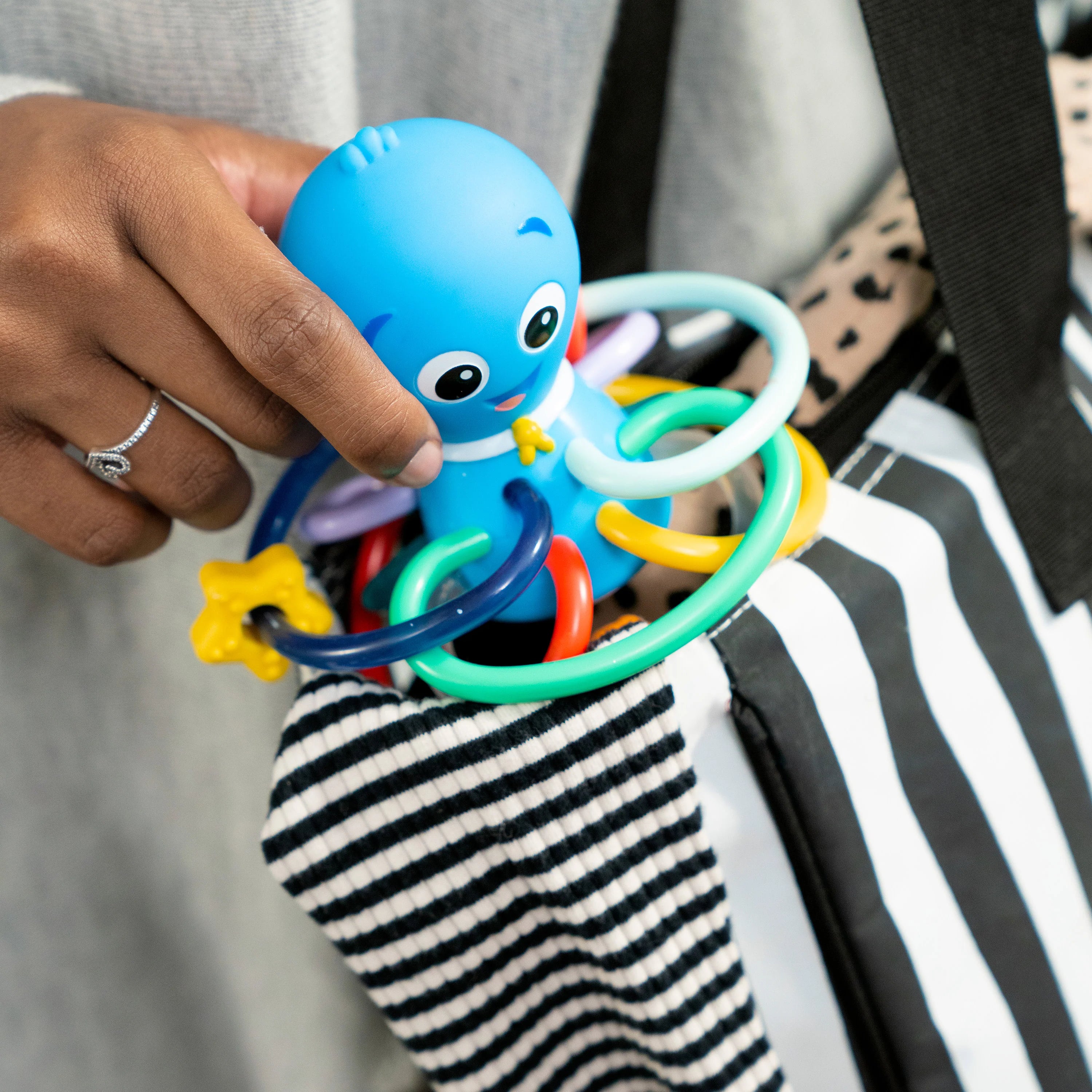 Baby Einstein Opus’s Shake & Soothe Teether Toy & Rattle