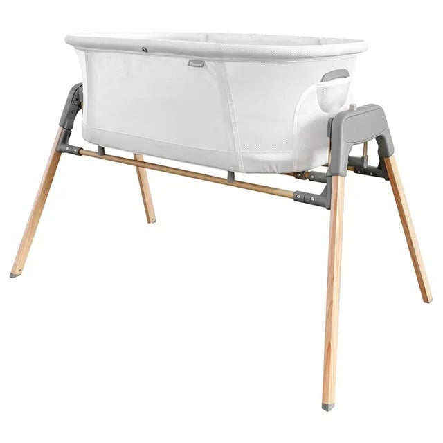 Teknum 3-in-1 Baby Cradle Bassinet With Mosquito Net – White.