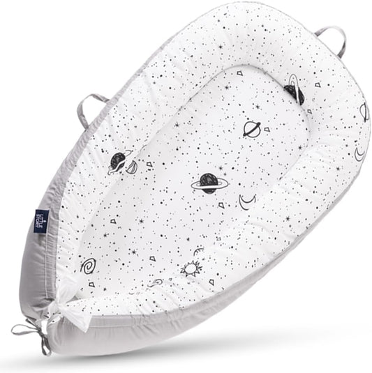 Little Story Soft Breathable Fiberfill Newborn Lounger Bed