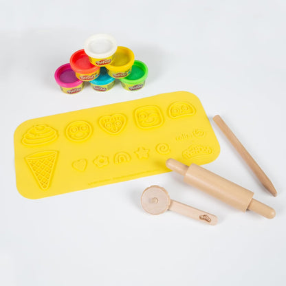 Play-Doh - Kids Starter Set – 3D Creative Mat, FSC Wooden Tools, 6 Kneading Cans