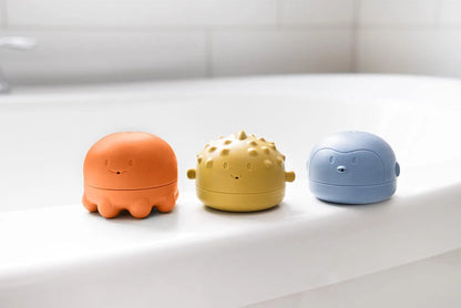 Ubbi Squeeze And Switch Bath Toys