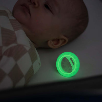 Tommee Tippee Breast-Like Soother Night, Glow in the Dark.
