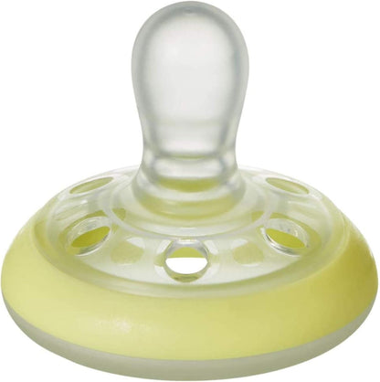 Tommee Tippee Closer To Nature Night Time Soother.
