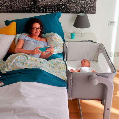 Chicco Next2Me Magic Crib (0- 6 Months)