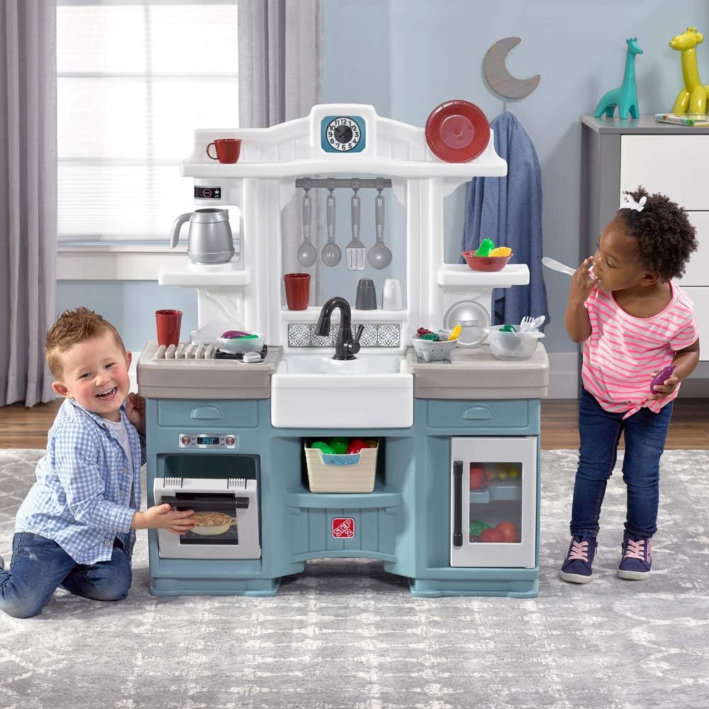 Step2 - Timeless Trends Kids Kitchen Playset - Blue & White - 21 Pieces.