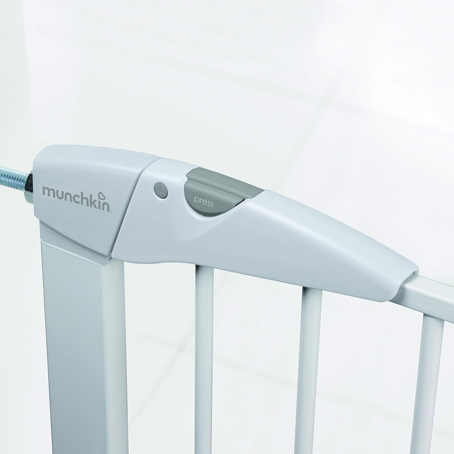 Munchkin Maxi Secure Pressure Fit Gate