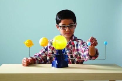 Learning Resources - GeoSafari Motorised Display Solar System for Kids 8+