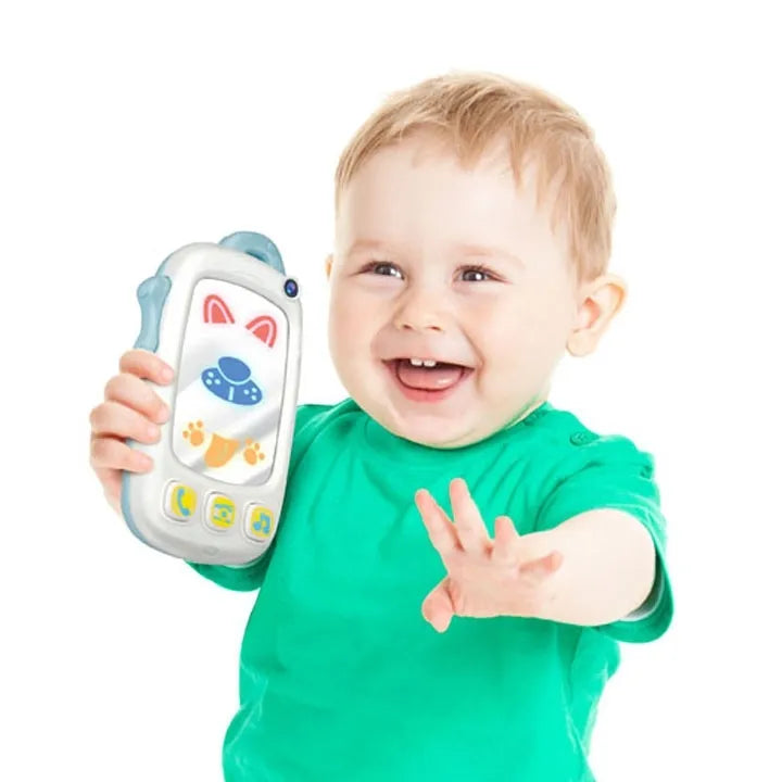 وينفون أول هاتف سيلفي للرضيع