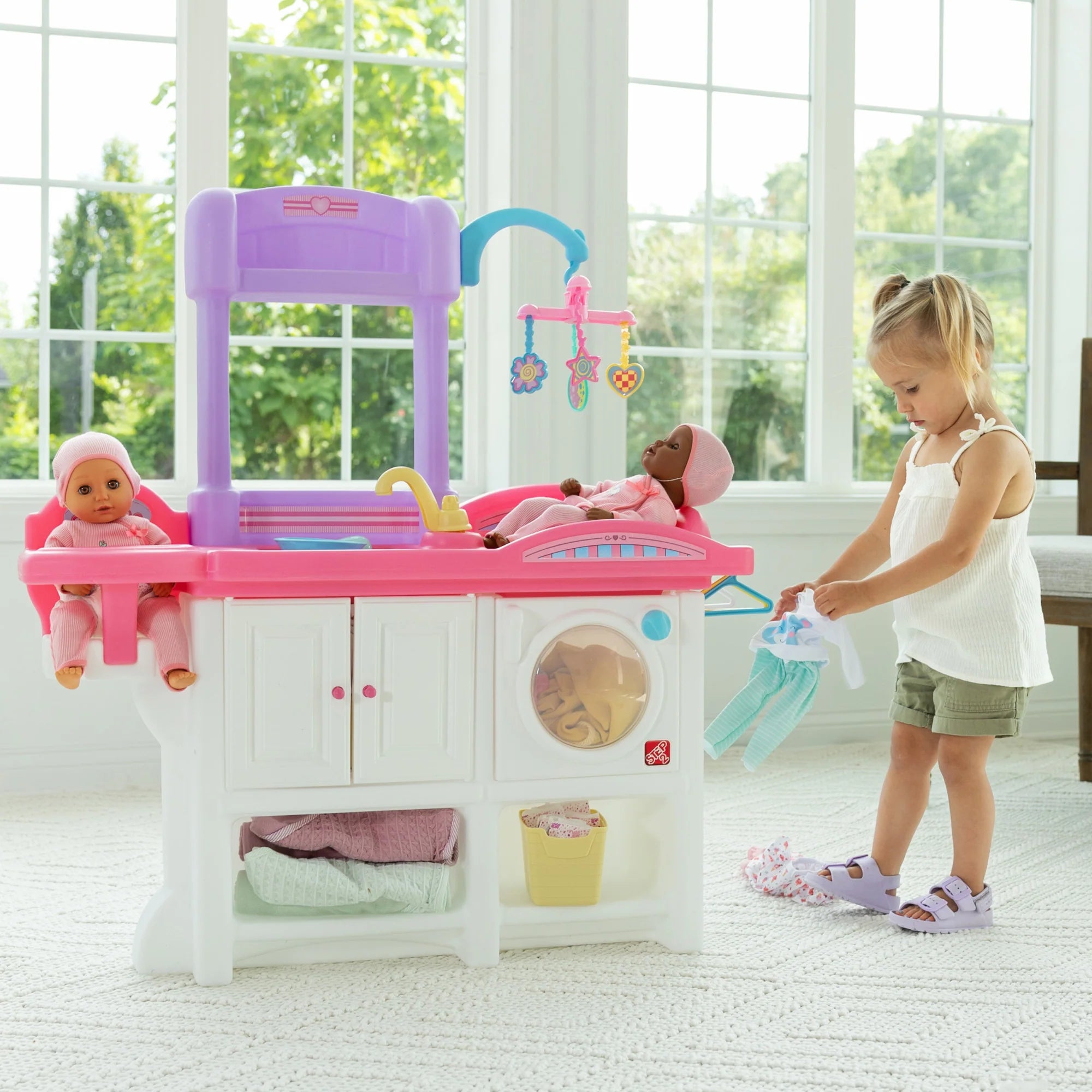 Step2 Love & Care Deluxe Nursery