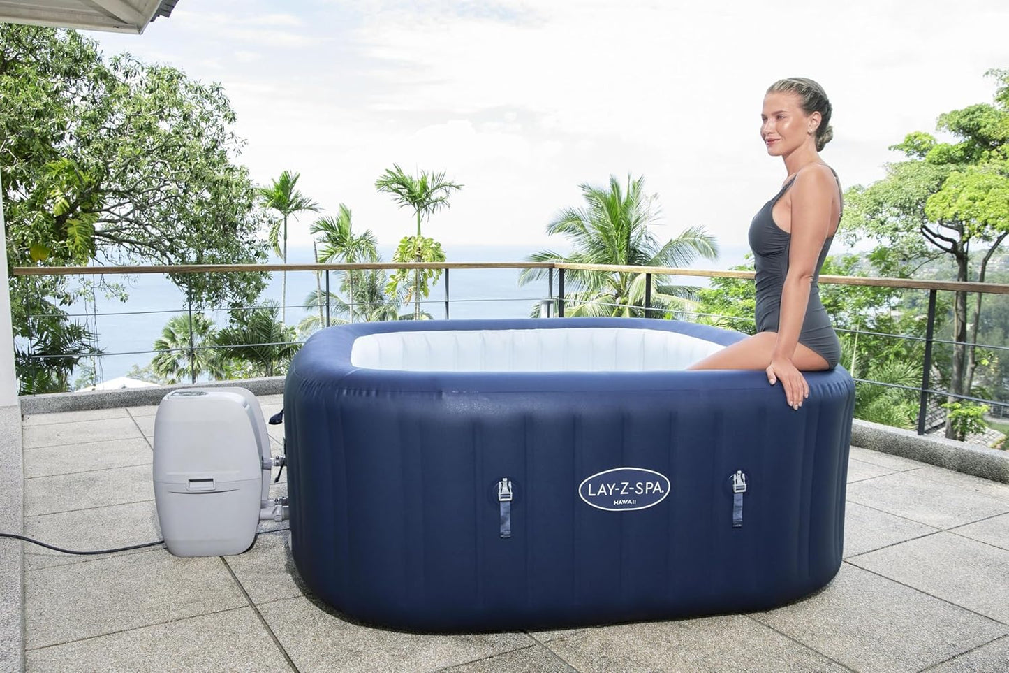 Bestway Lay-Z Spa Hawaii AirJet (71"x71"x28"/1.80mx 1.80mx71 Cm)