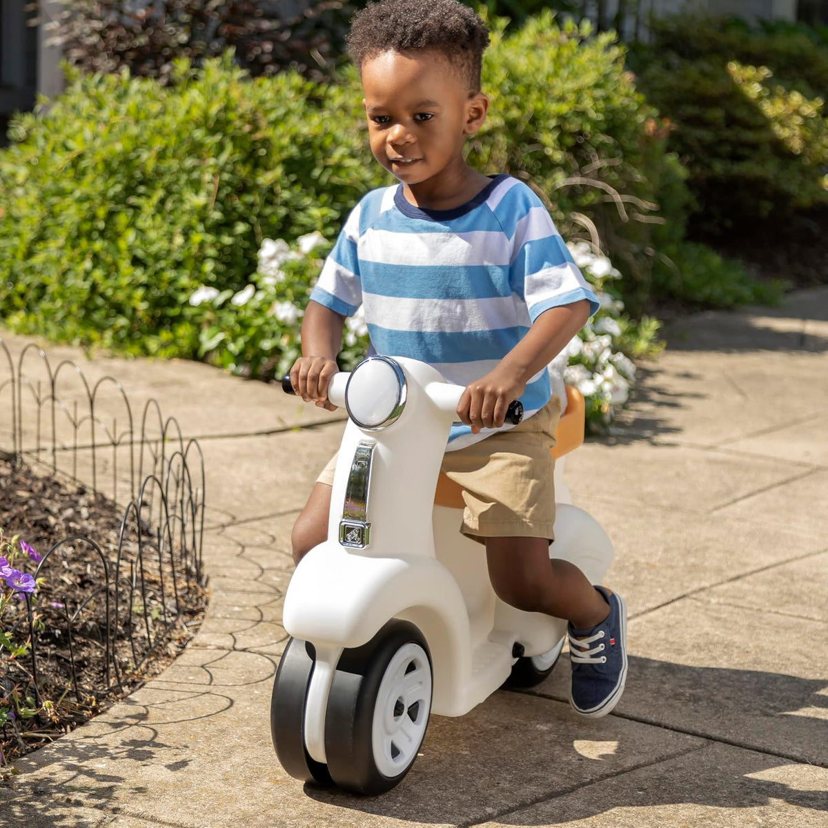 Step2 - Ride Along Scooter - White.