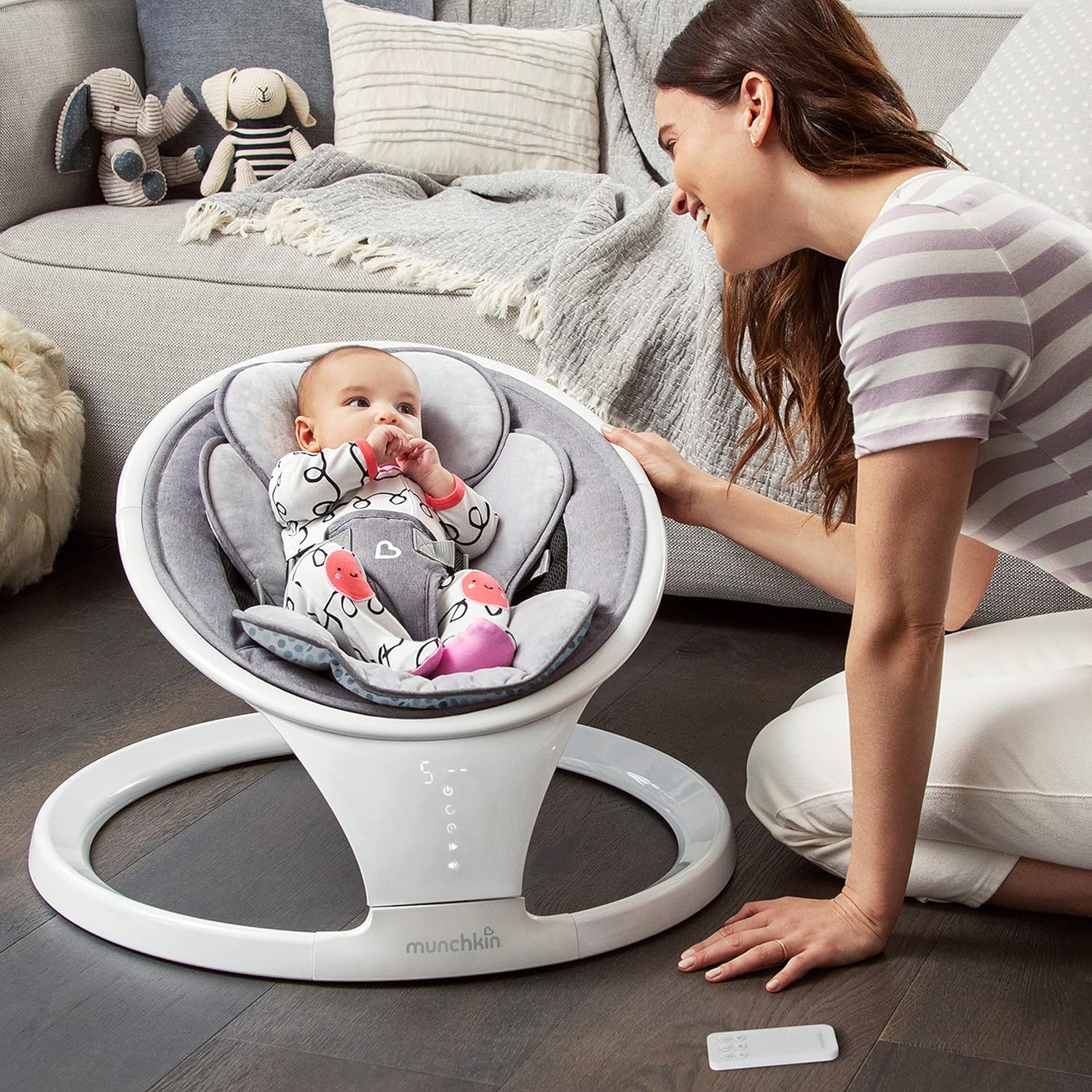 Munchkin Bluetooth Enabled Lightweight Baby Swing