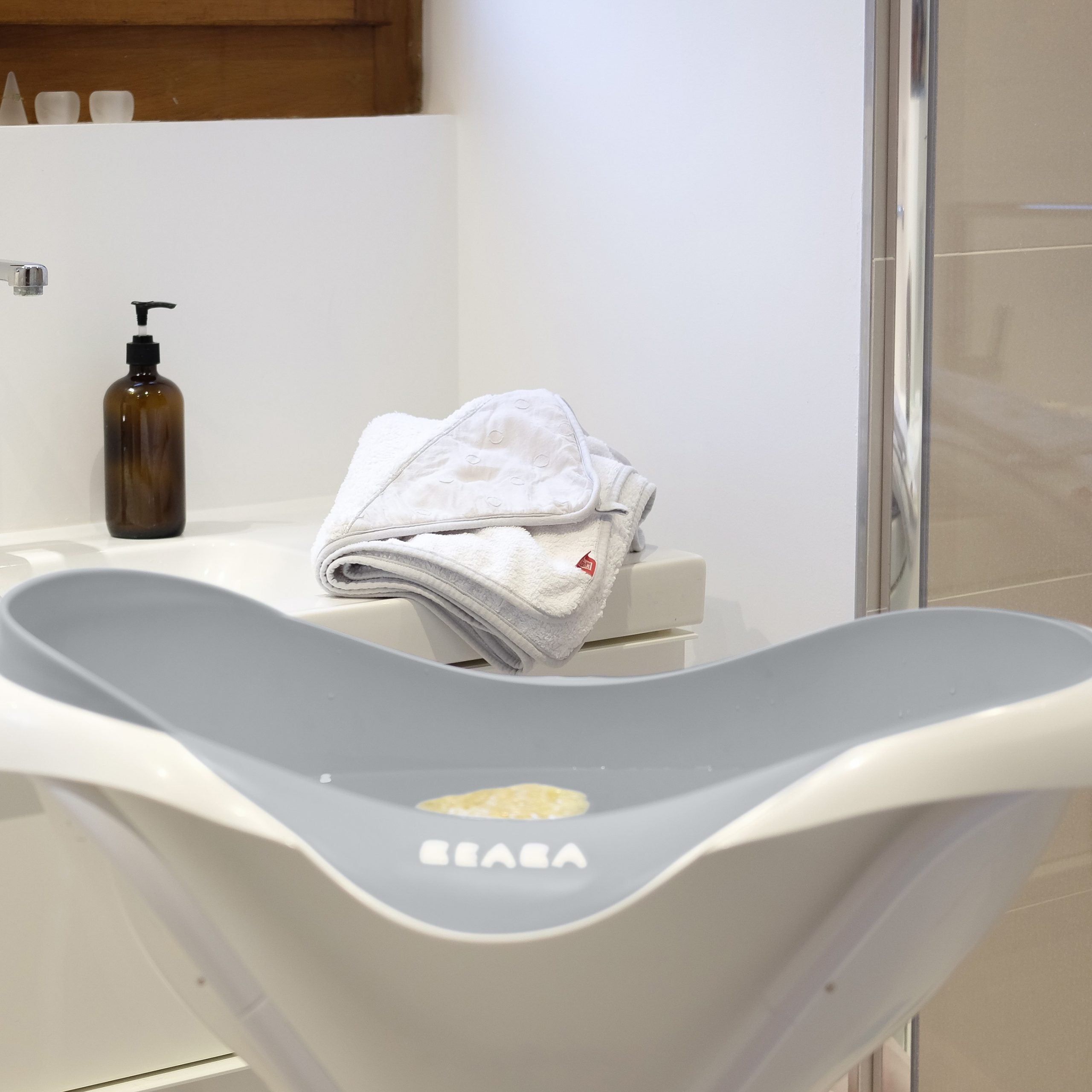 BEABA Bath & Changing Table Stand – Light Mist