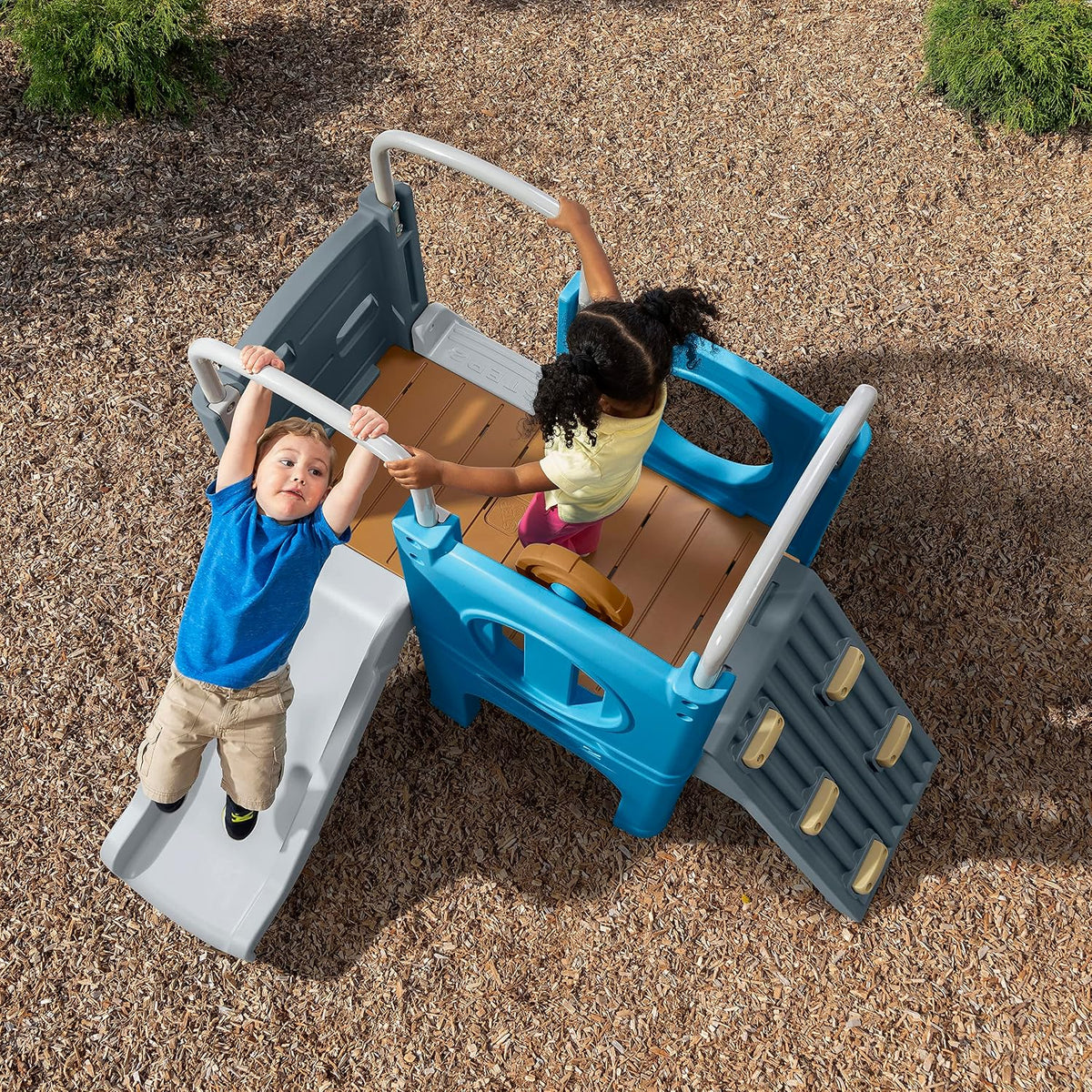 Step2 - Scout & Slide Climber Kids Outdoor Playset.