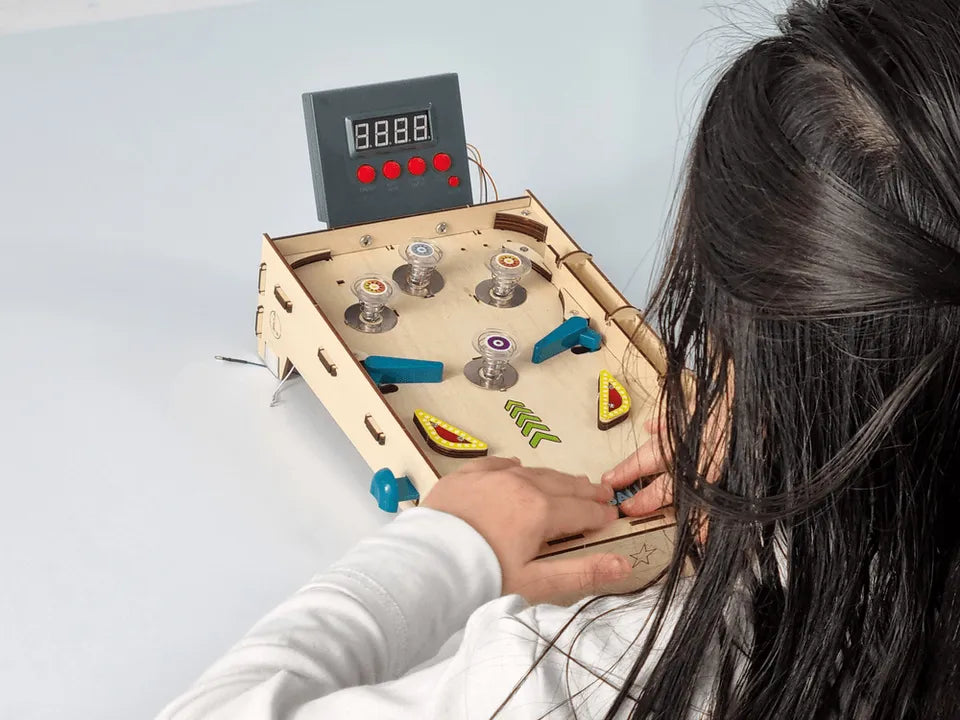 Buki France - Pinball Game
