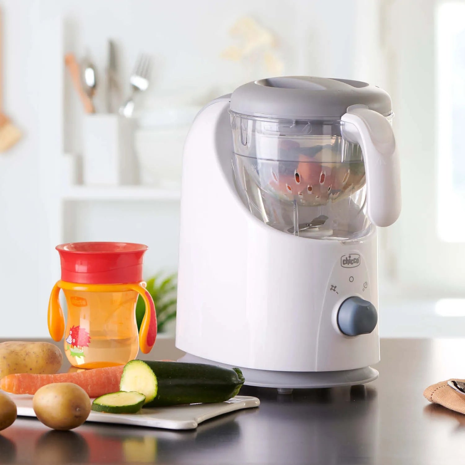 Chicco Easy Meal 4-in-1 Baby Food Maker Blender