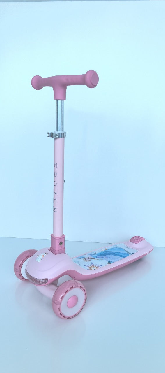 Disney Frozen 3 Wheel Scooter With Single Lights