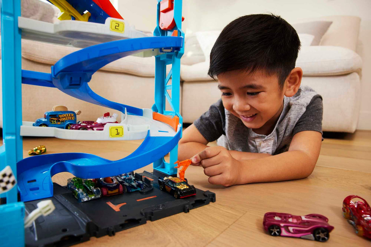 Hot Wheels City Transforming Race Tower Playset