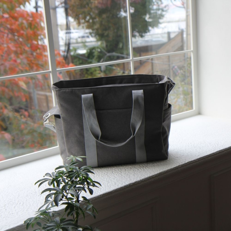 Spectra – Gray shoulder Bag