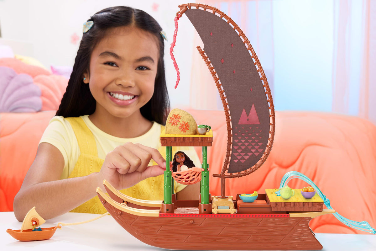 Disney Moana 2 Moana’s Adventure Canoe Playset – 13 Pieces