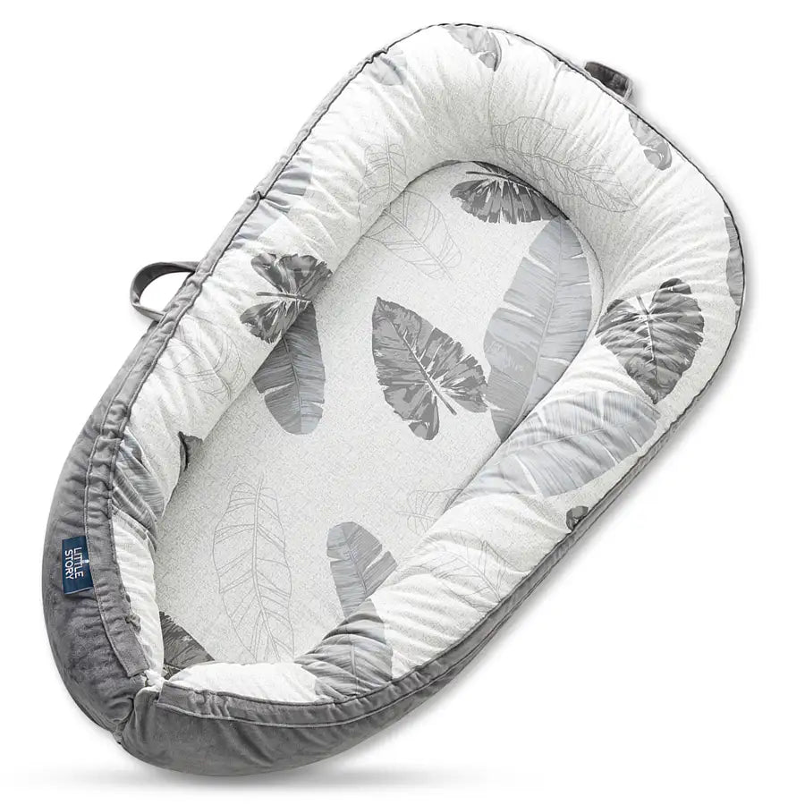 Little Story Soft Breathable Fiberfill Newborn Lounger Bed