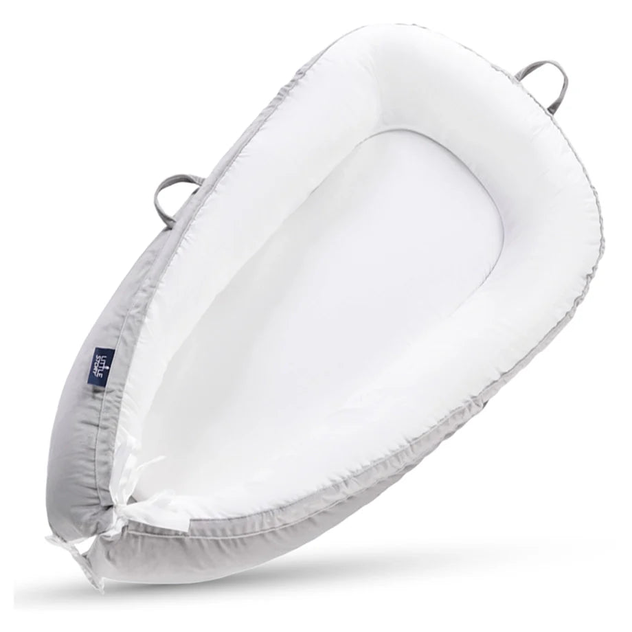 Little Story Soft Breathable Fiberfill Newborn Lounger Bed