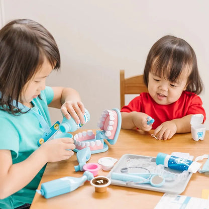 Melissa & Doug - Super Smile Dentist Kit Play Set - 25 Pcs - Multicolor