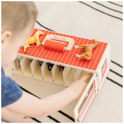 Melissa & Doug - Take-Along Show-Horse Stable Play Set - 9 Pcs - Multicolor