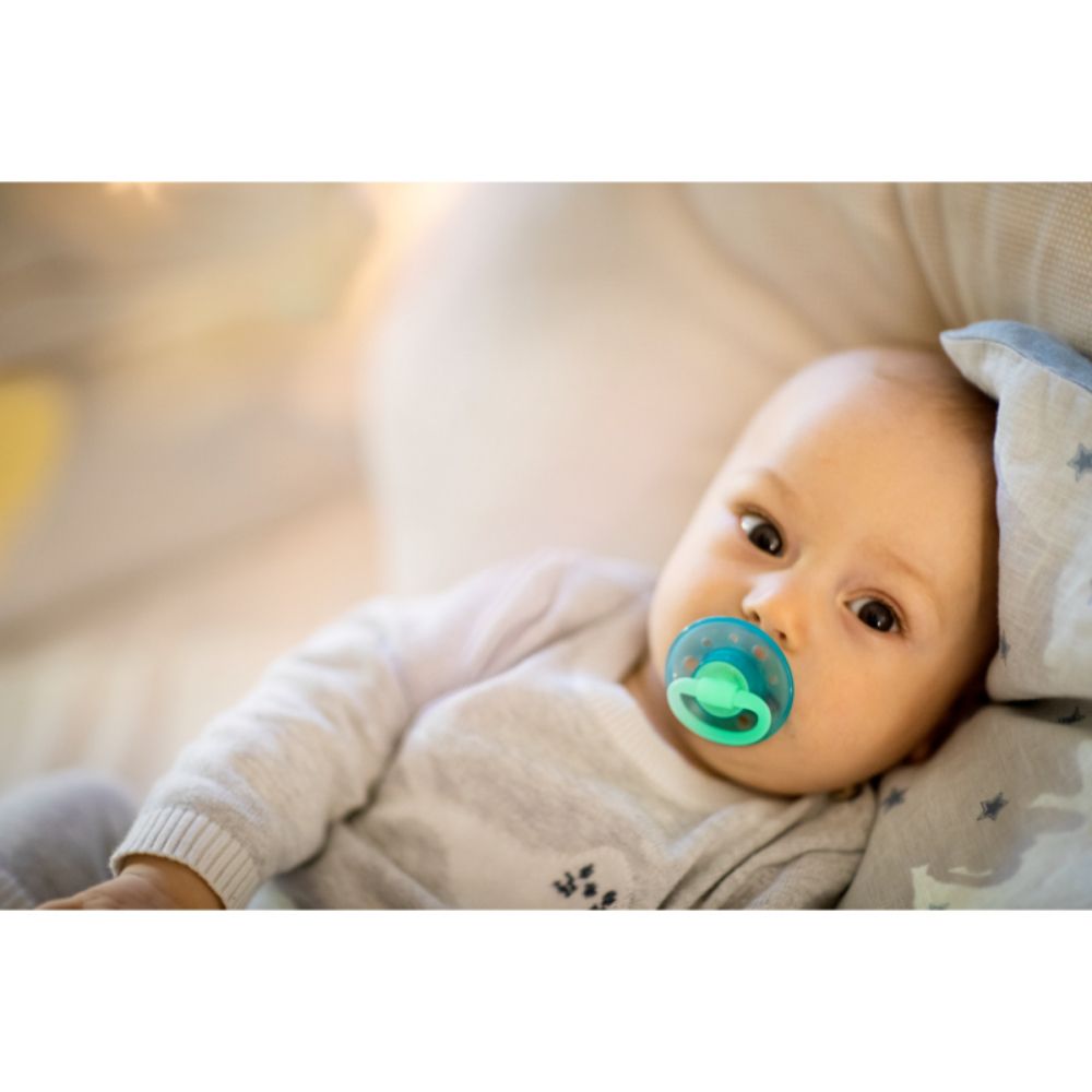 Nip Cherry Glow In The Dark Round Latex Soother - Size 1 (0m+)