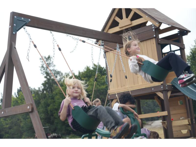 MOUNTPEAK - Mururata Wooden Outdoor Swing Set & Playhouse with Wave Slide, Climbing Wall, Sandbox & 3 Swings - Brown & Green