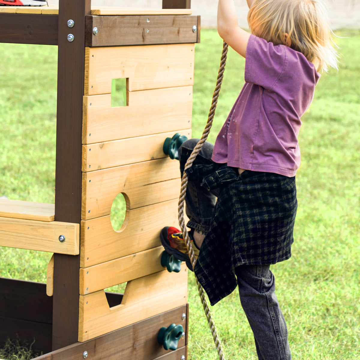 MOUNTPEAK - Mururata Wooden Outdoor Swing Set & Playhouse with Wave Slide, Climbing Wall, Sandbox & 3 Swings - Brown & Green