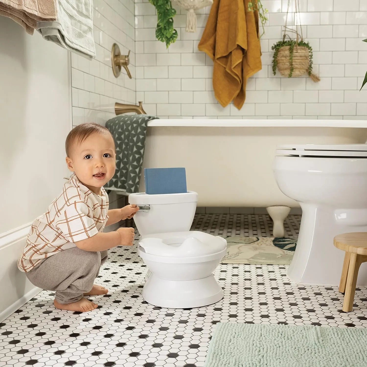 Summer Infant My Size Potty Pro - White (18 Months+, Up to 50 Pounds)