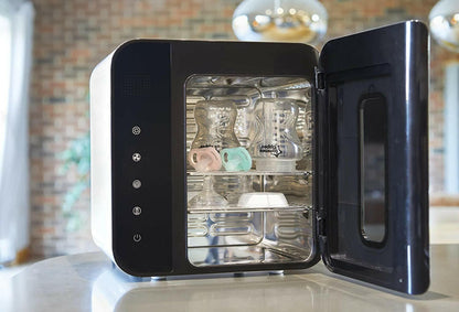 Tommee Tippee UV Sterilizer 3 in 1 - White and Black.