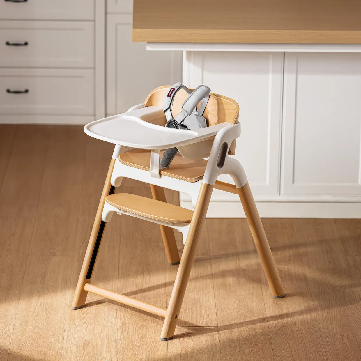 Momcozy DinerPal Wooden High Chair for Babies