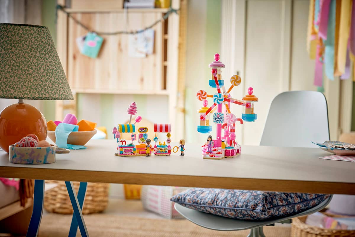 LEGO - Friends Candy & Cupcake Ferris Wheel - 602 Pieces