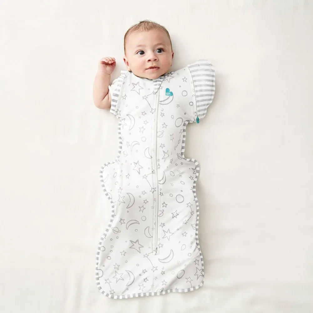Love to Dream كيس لفّ الرضيع الانتقالي Swaddle UP (الأصلي) - المرحلة 2 (كريمي، قمر ونجوم)