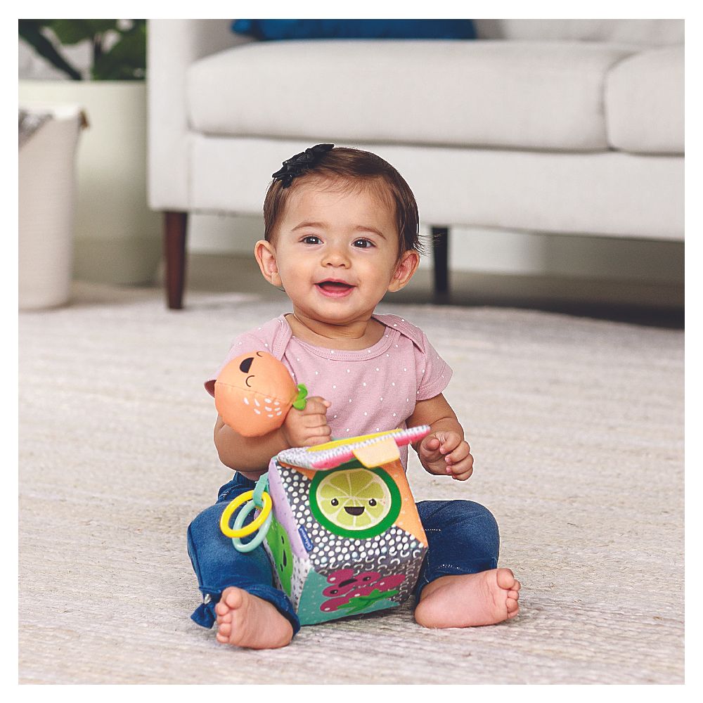 Infantino Peek And Seek Sensory Discovery Cube (Fruit)