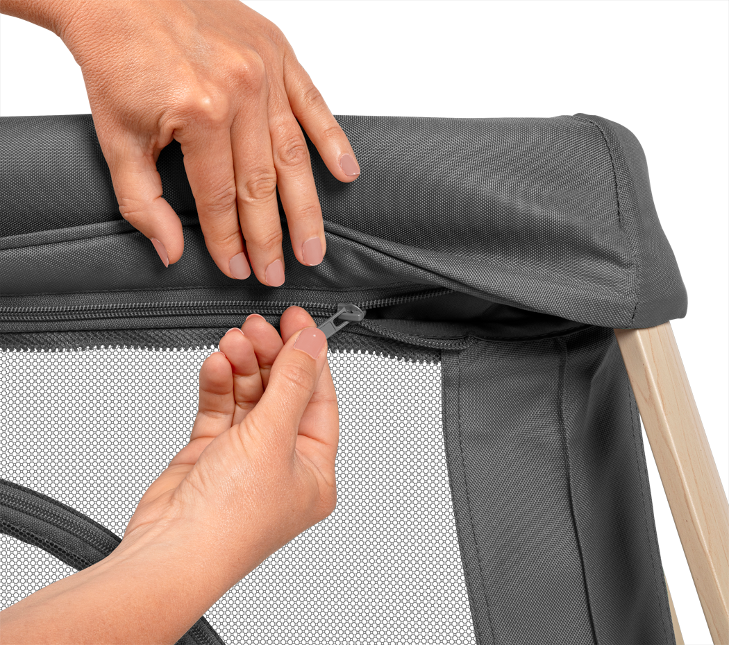 Maxi Cosi Calao Travel Cot (Beyond Graphite Eco)
