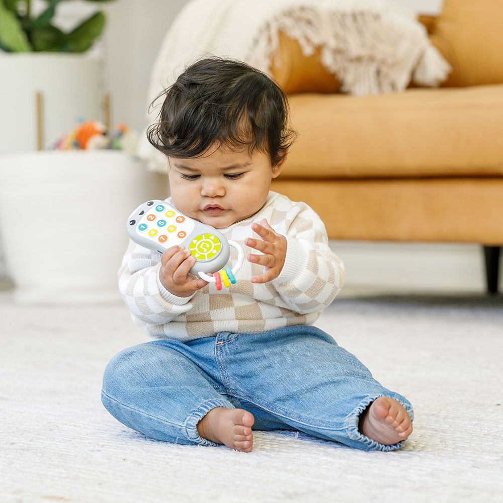 Infantino Music & Light Pretend Remote Control