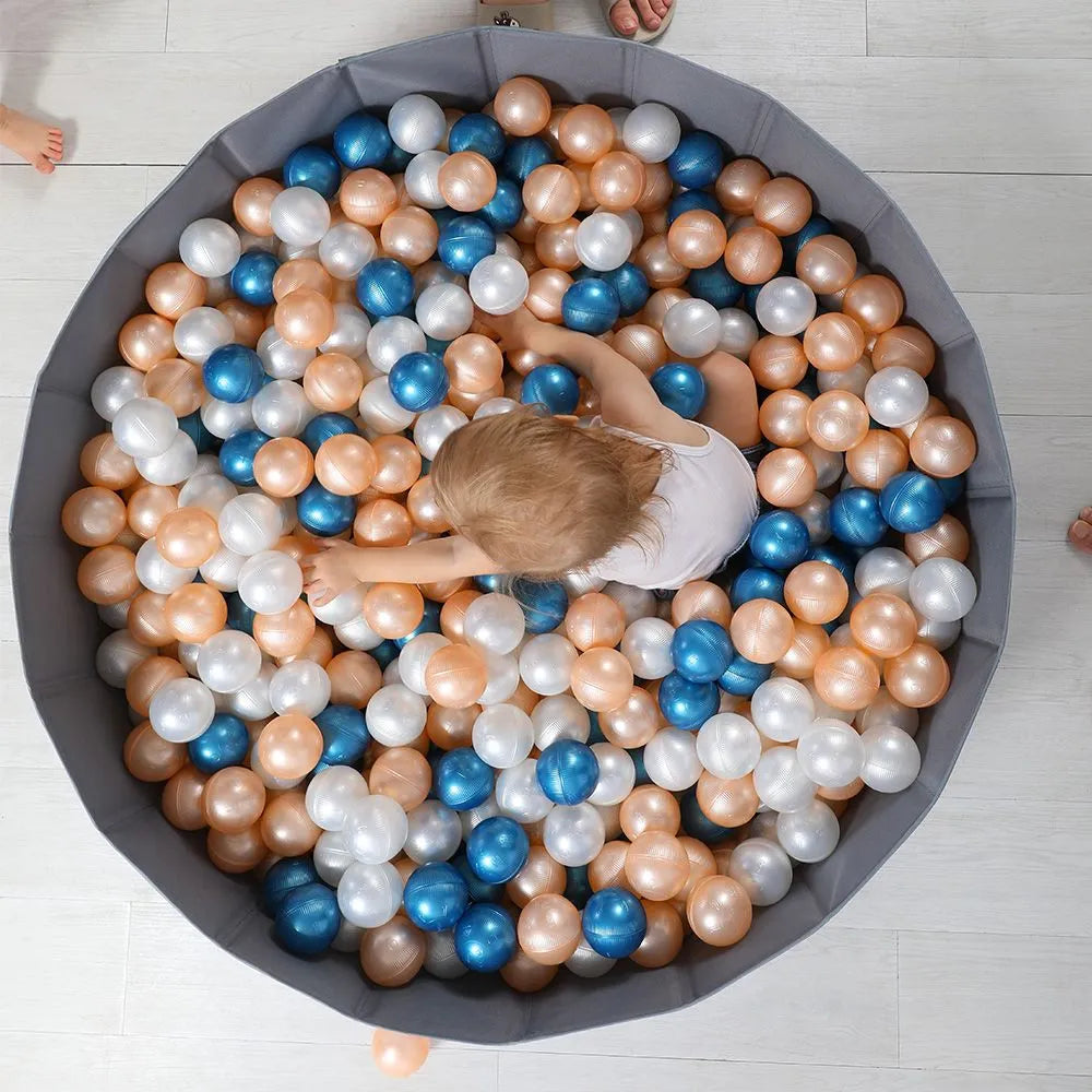 Little Story Portable Ball pit with 90 Pit Ball and Carry Bag (Multicolor)