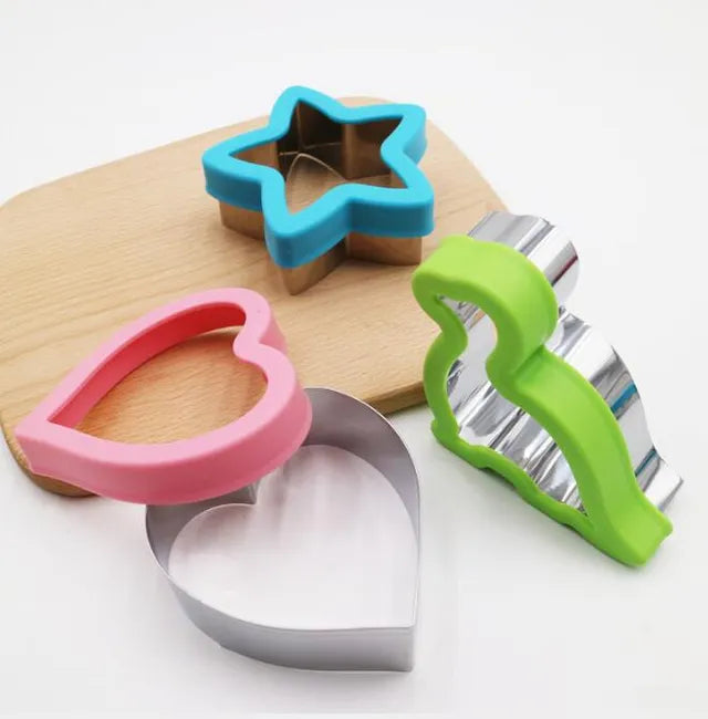 Rainbow Skool Sandwich Cutters 4 pcs