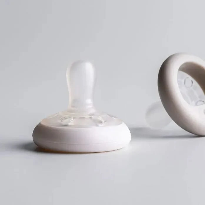 Tommee Tippee Breast Like Soother (6-18 Months) - Pack of 2
