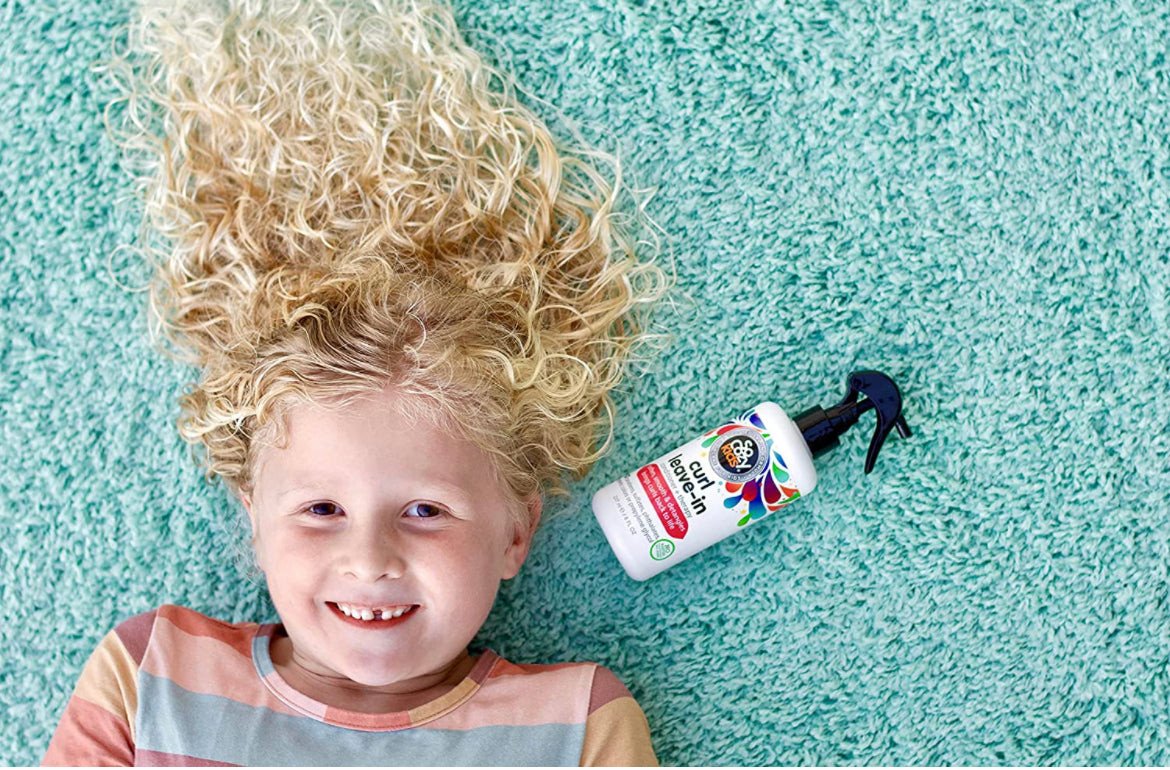SoCozy, Curl Spray LeaveIn Conditioner For Kids Hair Detangles and Restores Curls No Parabens Sulfates Synthetic Colors or Dyes, Jojoba Oil,Olive Oil & Vitamin B5, Sweet-Pea, 8 Fl Oz.